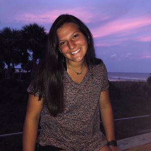 Meet your Posher, Hannah